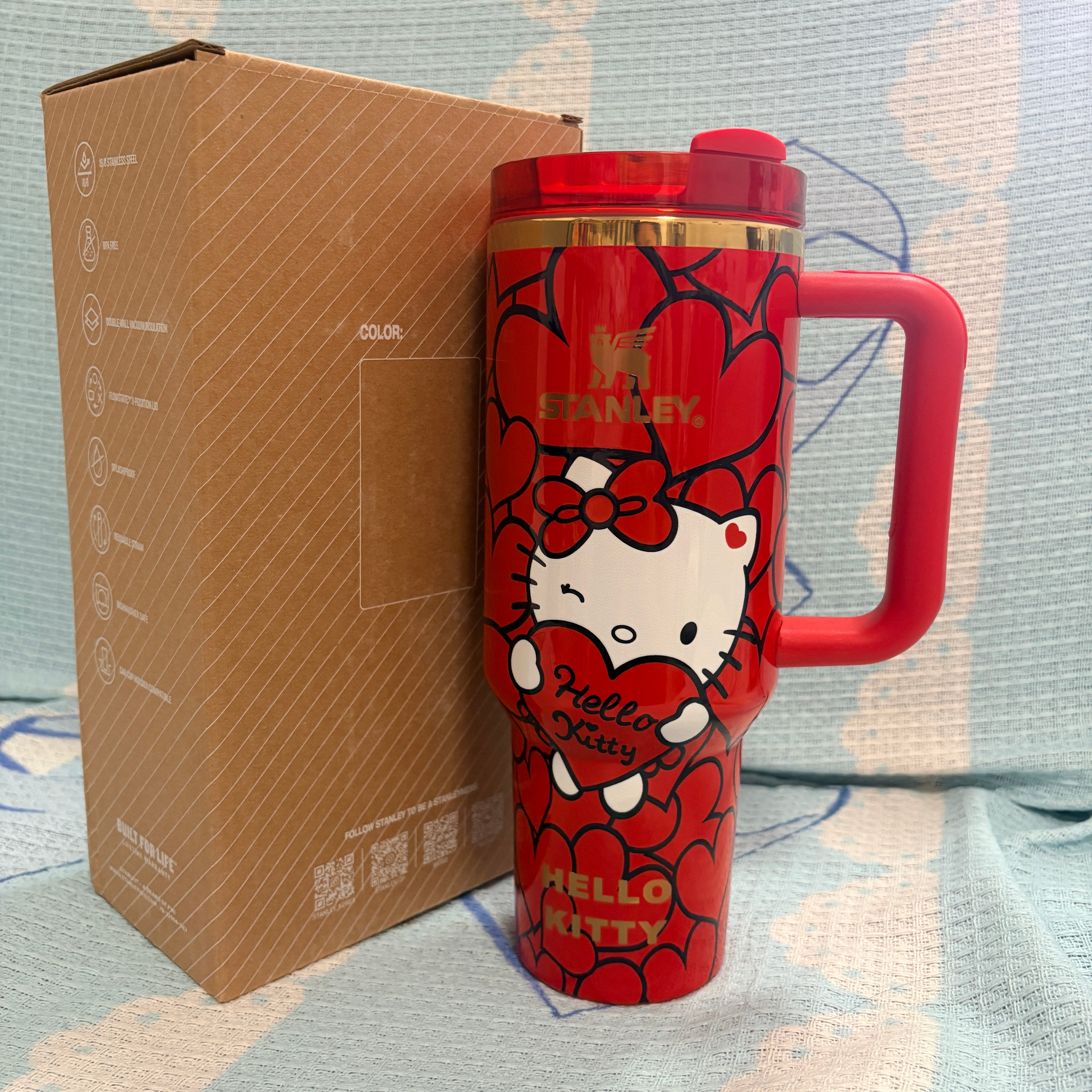 Limited Edition Hello Kitty 40oz FREE SHIPPING